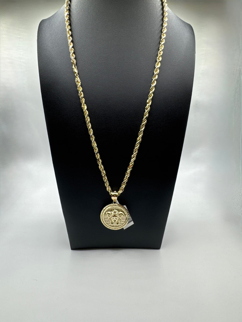 10K Gold Chain with Pendant