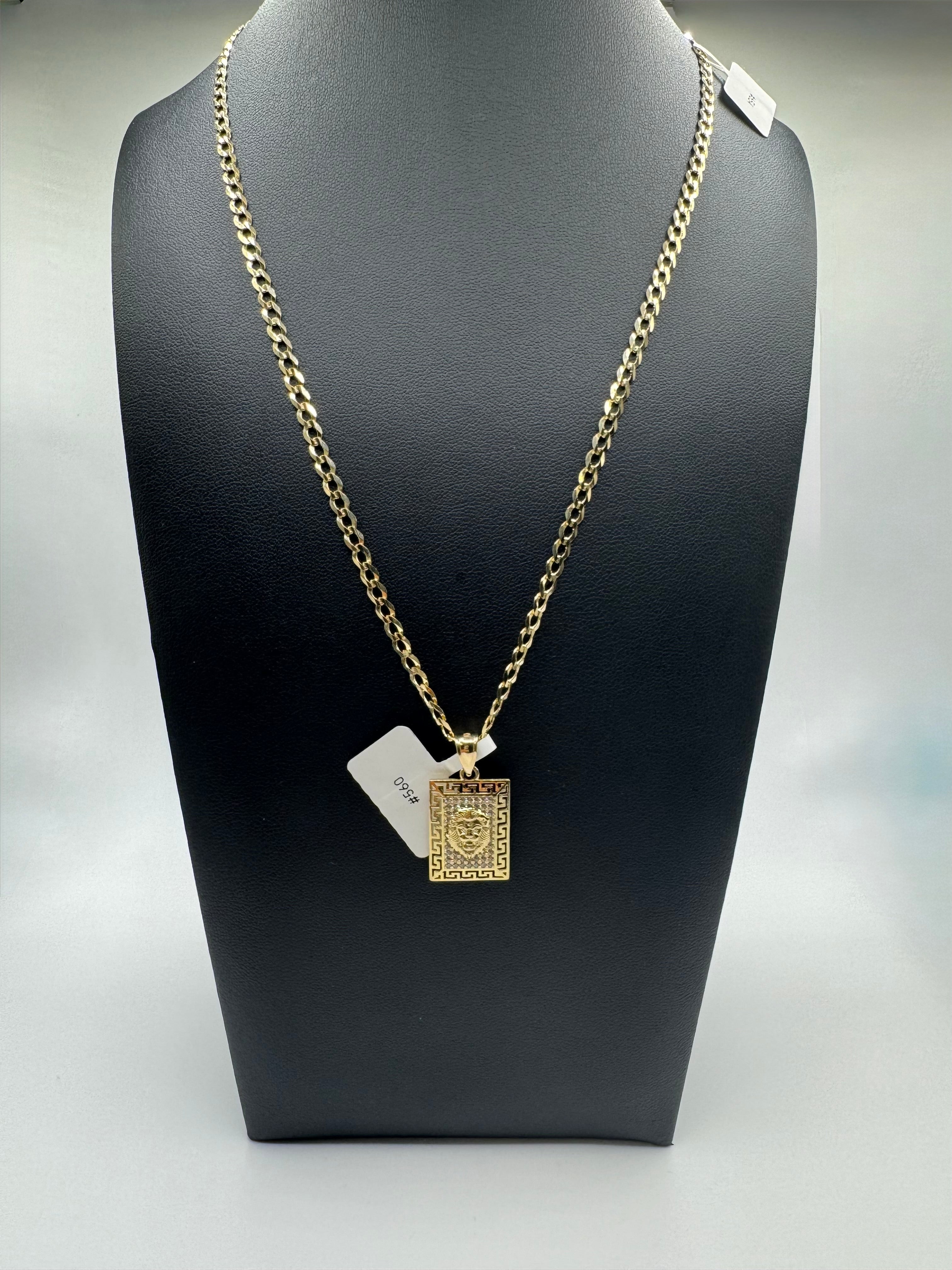 Curve chain with Lion pendant