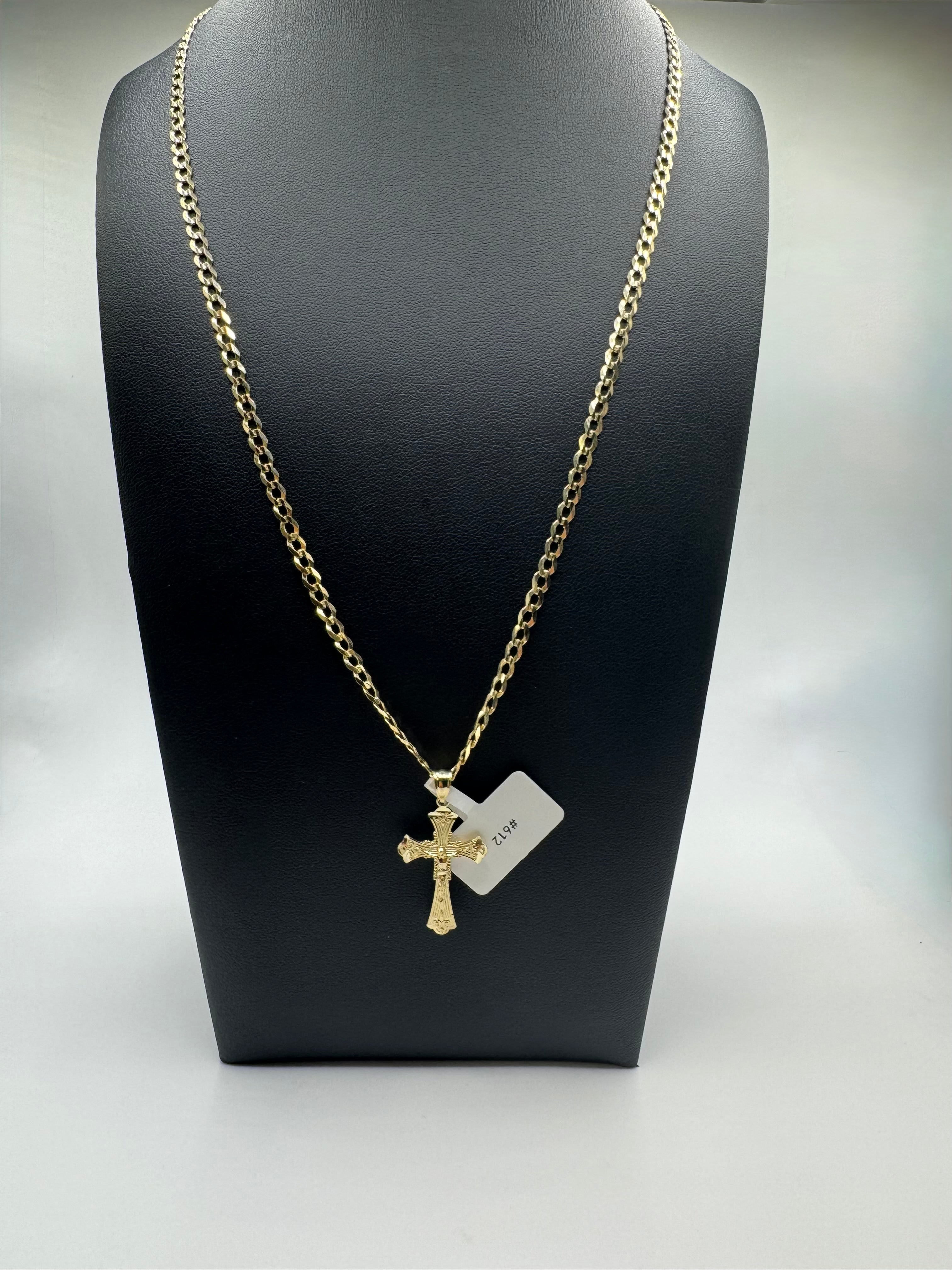 Curve chain with cross pendant