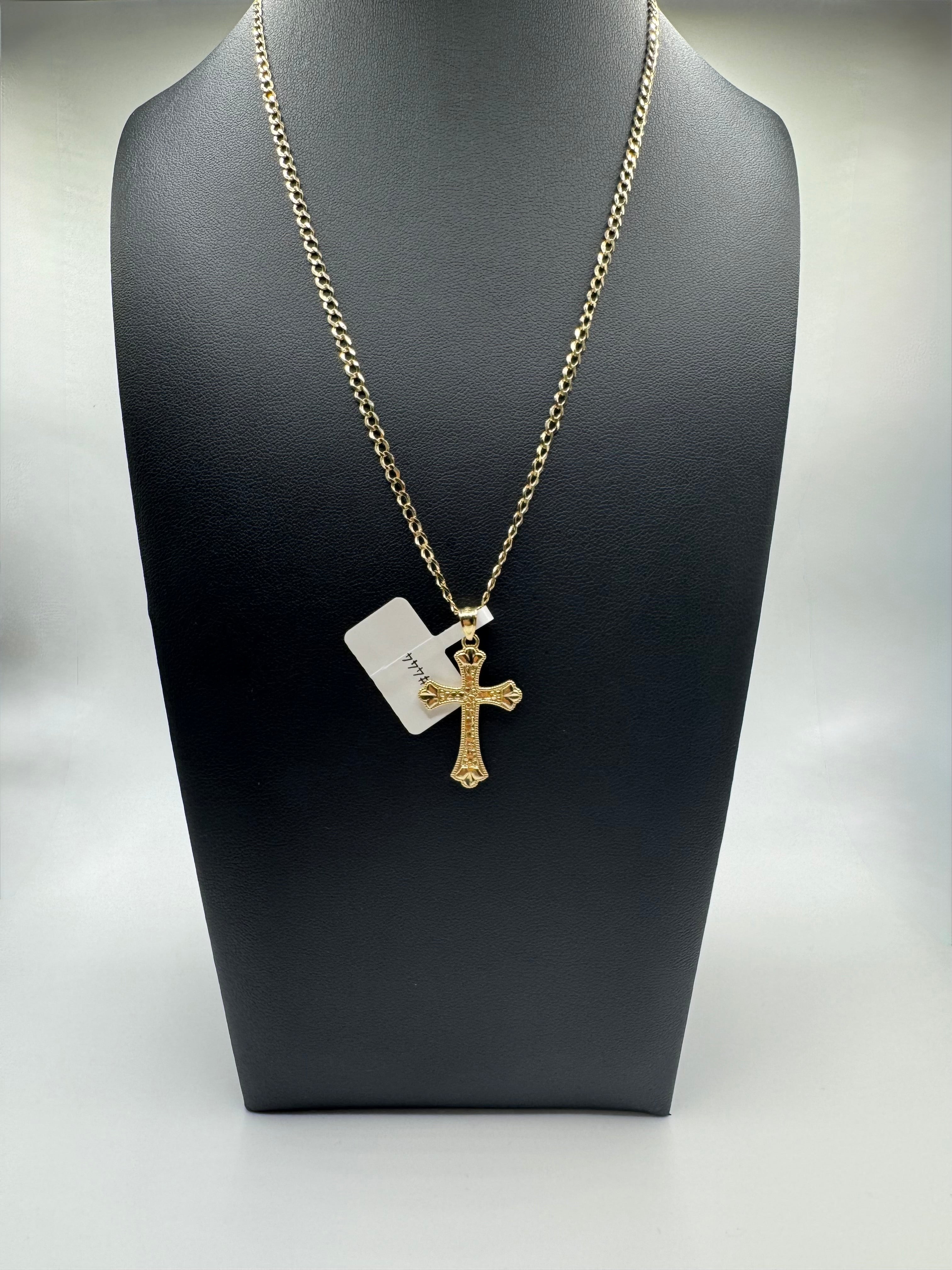 Curve chain and cross pendant