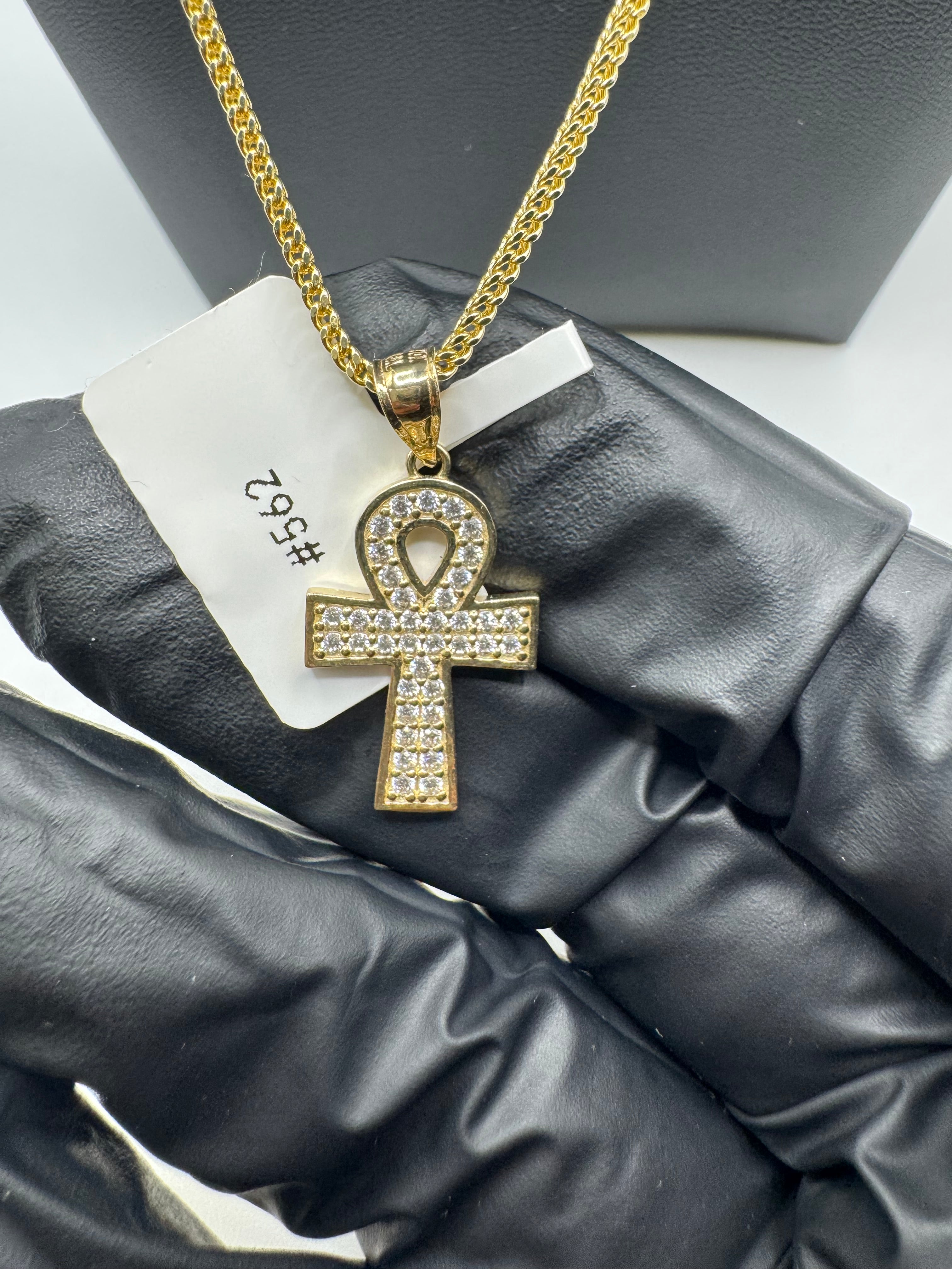 Franco chain with Egypt pendant