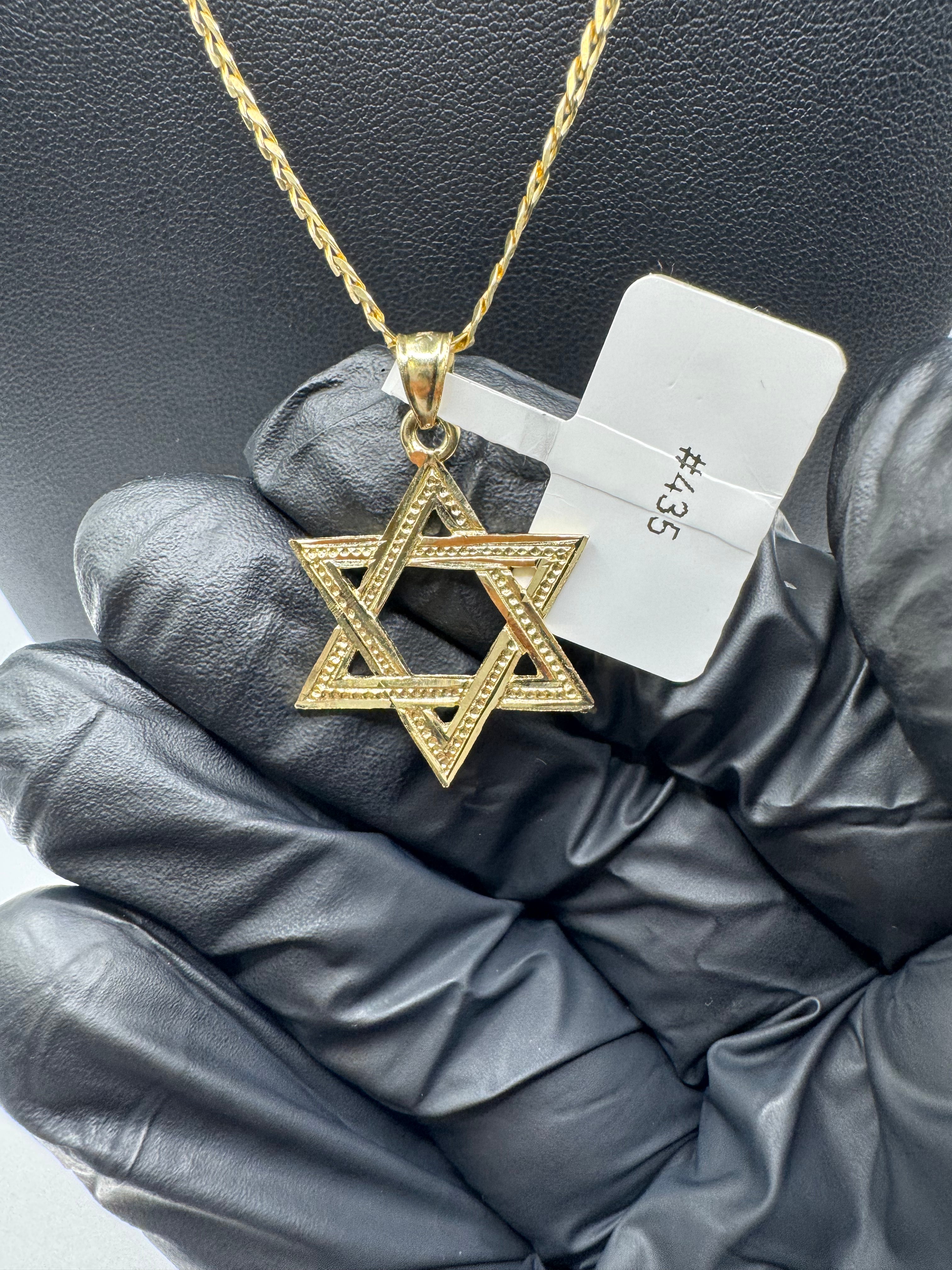 Curve chain with David Star Pendant