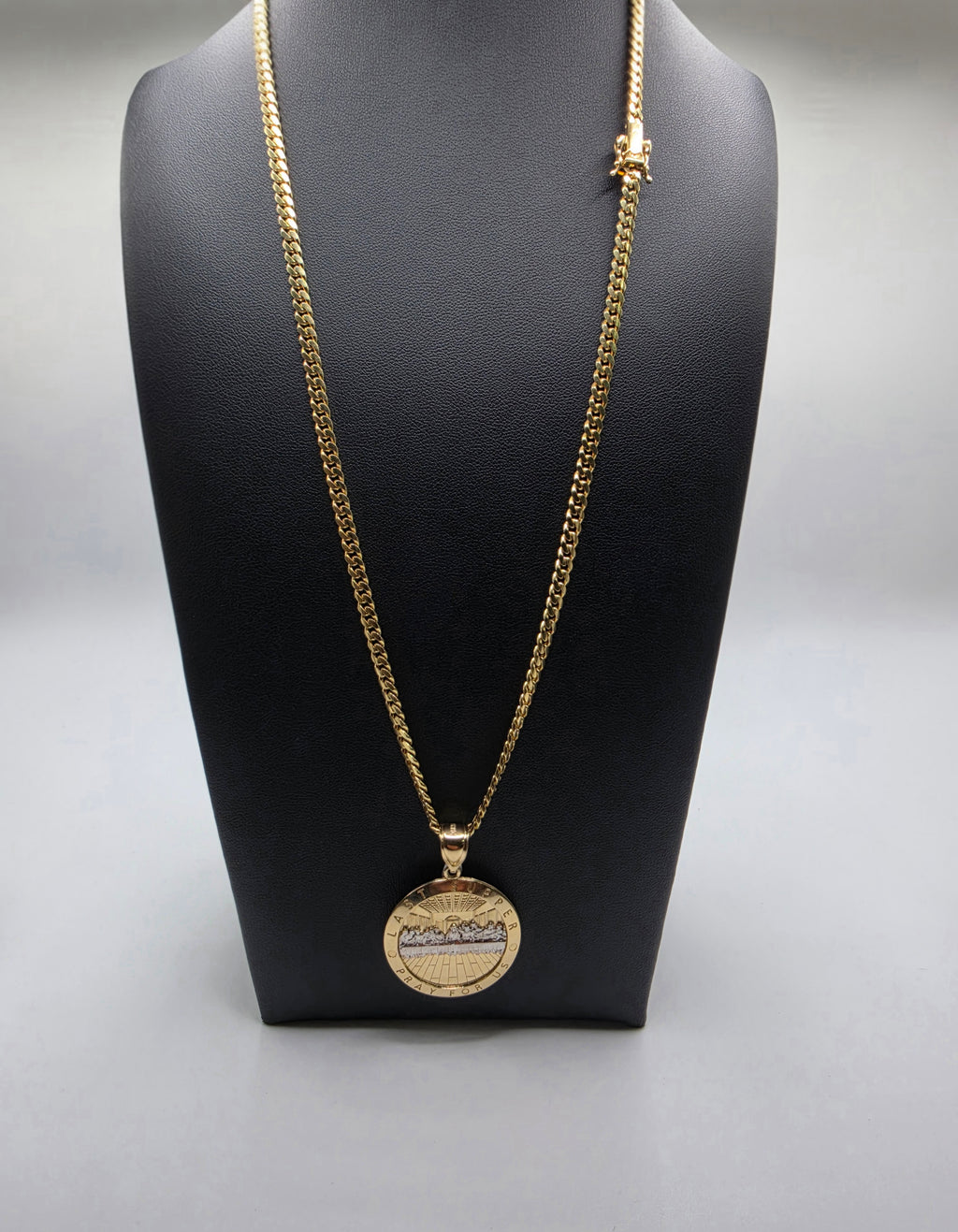 10K Miami Cuban With Last Supper Pendant