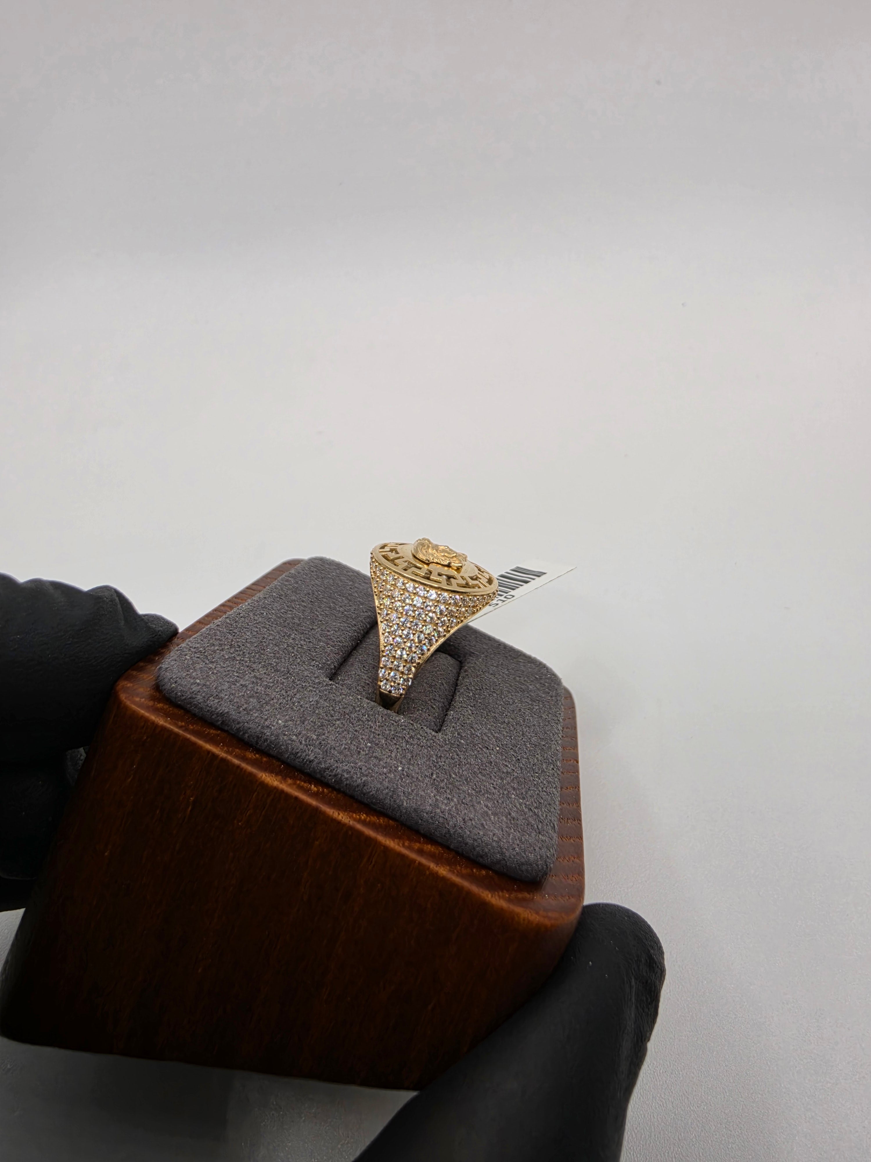 10K Ring with Cz Stones