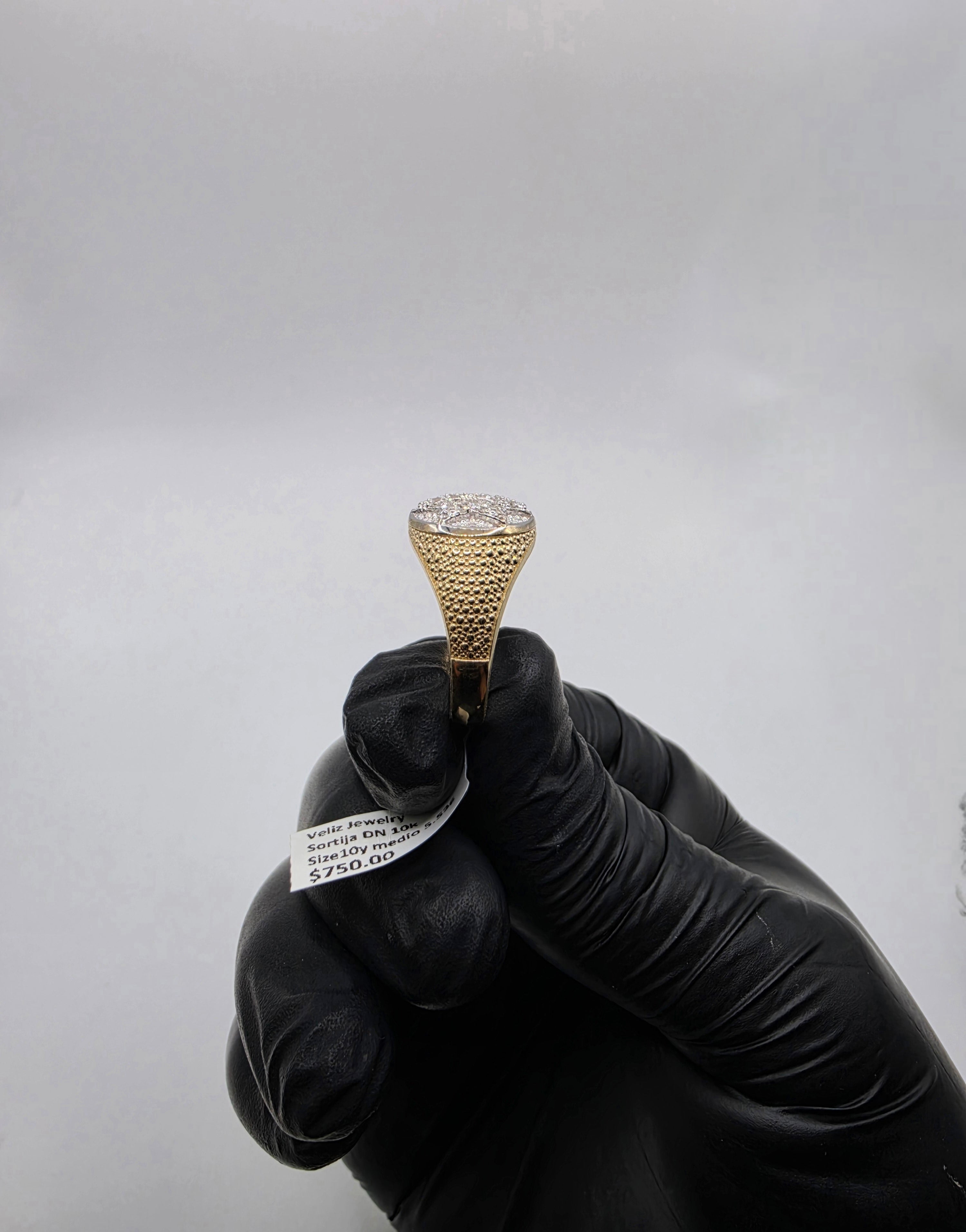 10K Gold Diamond Ring With Natural Diamonds