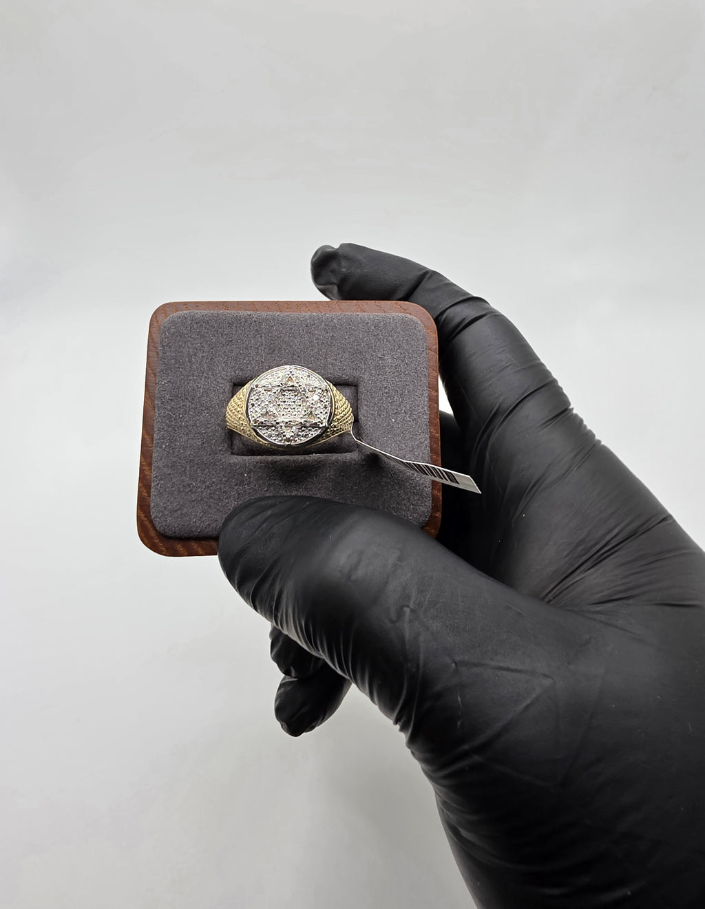 10K Gold Diamond Ring With Natural Diamonds