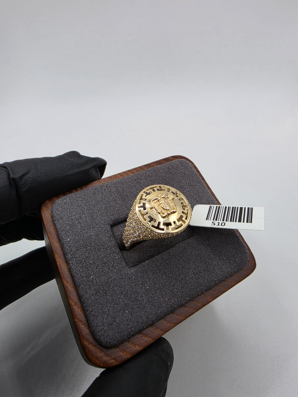10K Ring with Cz Stones