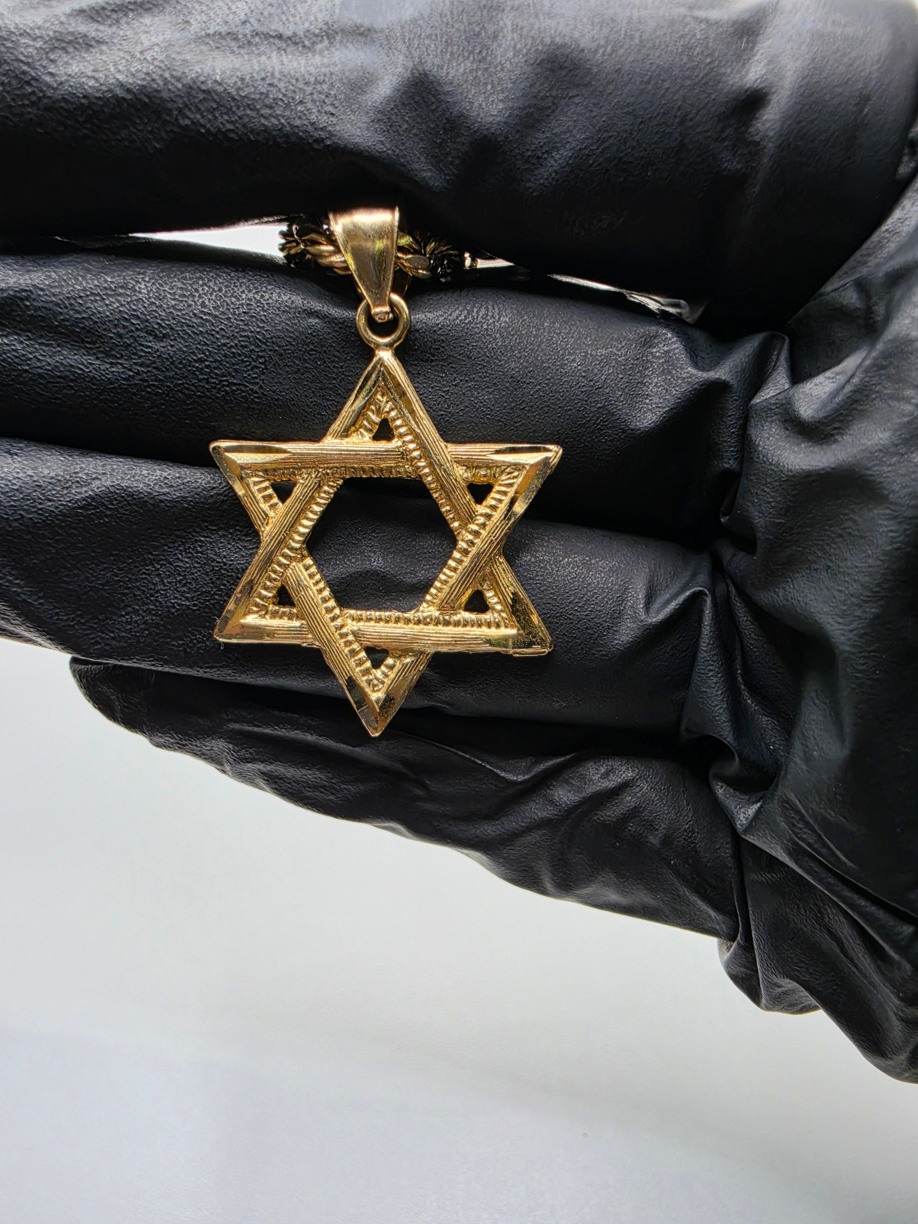 10K Rope Chain with David Star Pendant