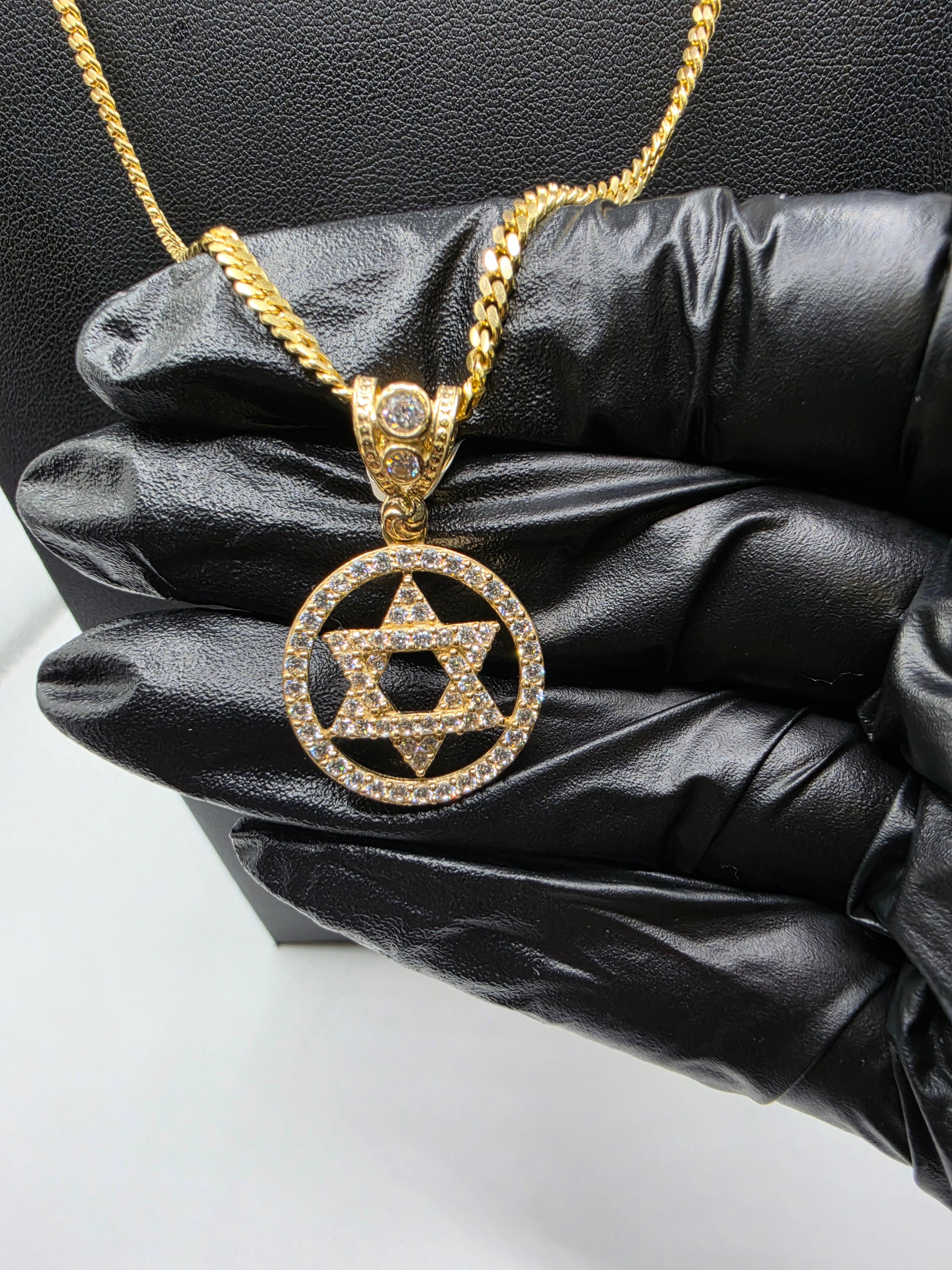 10K Miami Cuban Link with Pendant