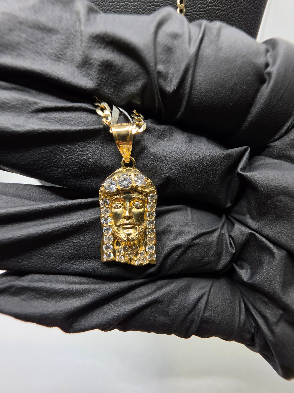 10K Gold Curve Chain with Pendant