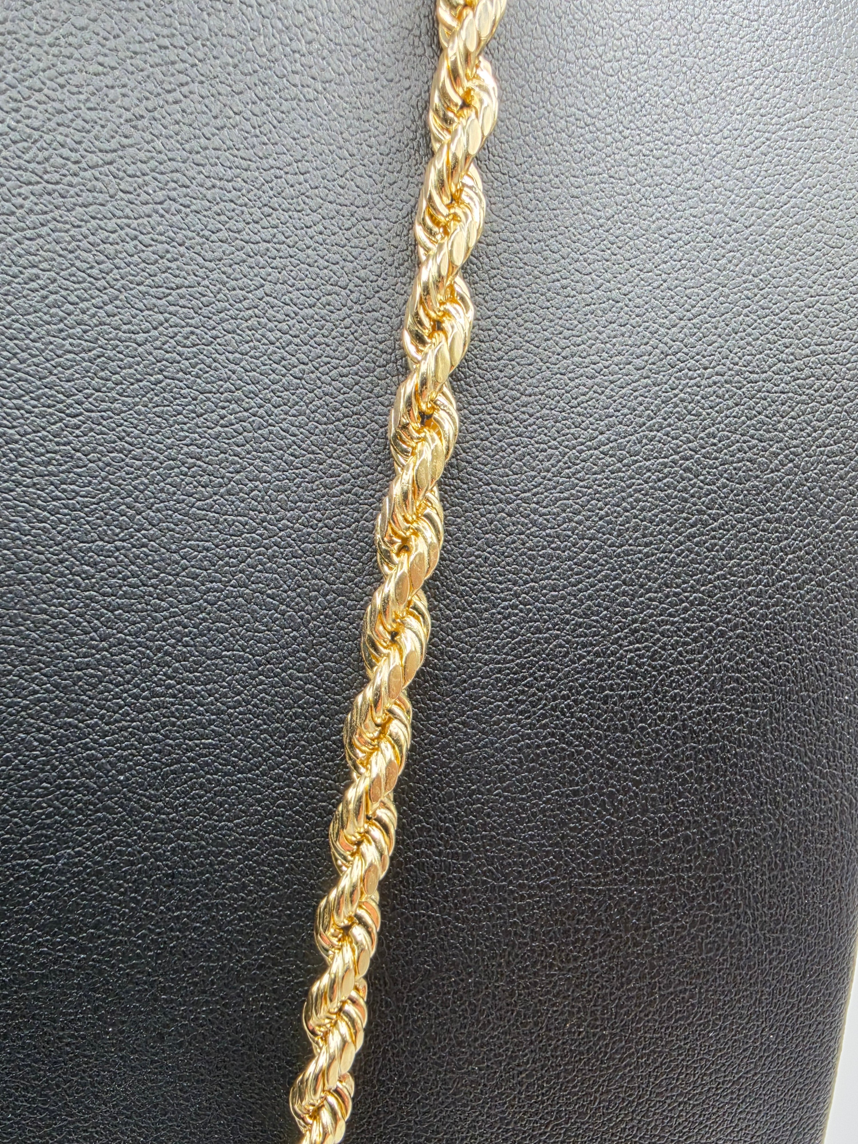 10K Gold Rope chain with Last supper Pendant