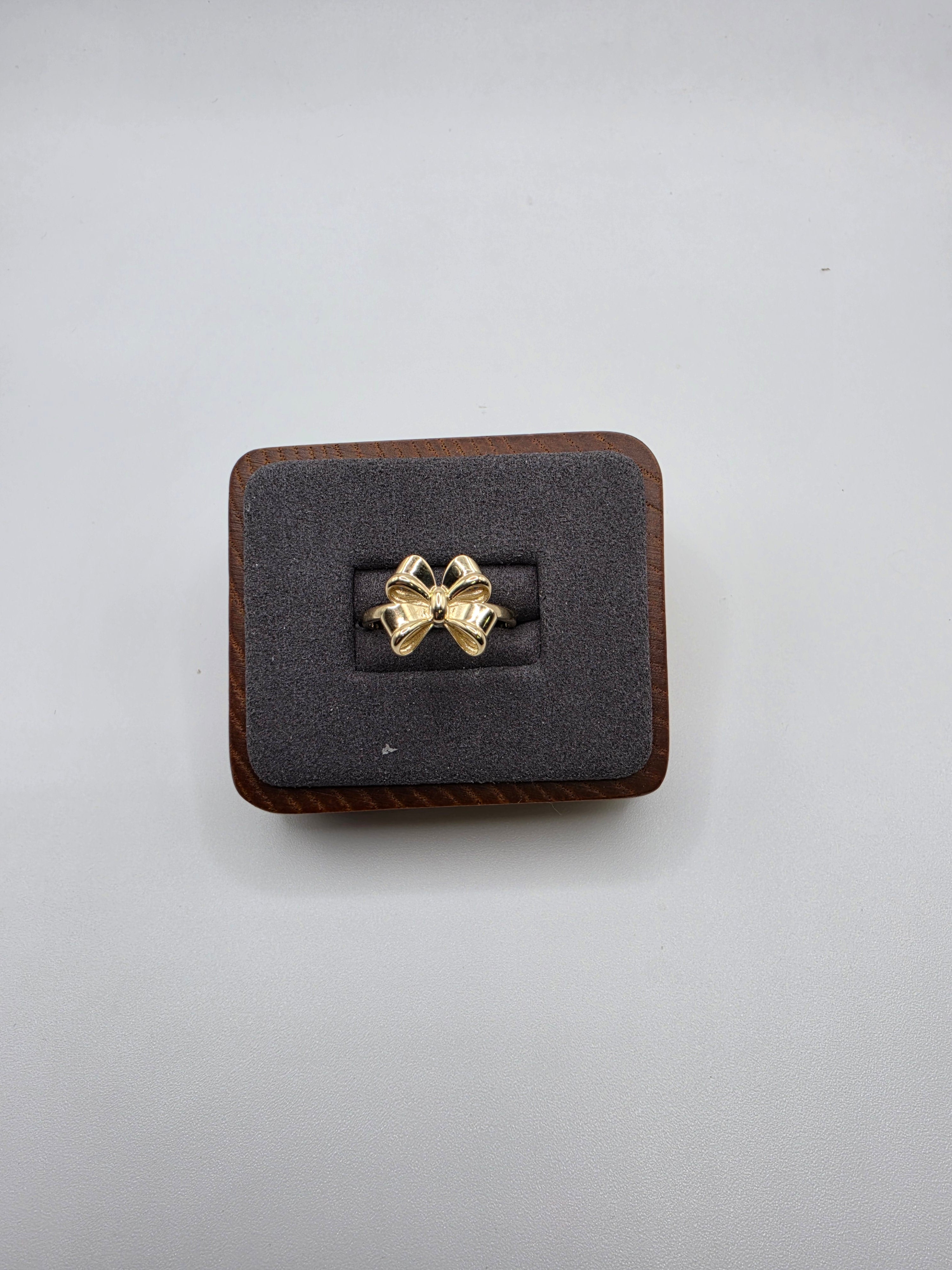 10K Gold Women Ring