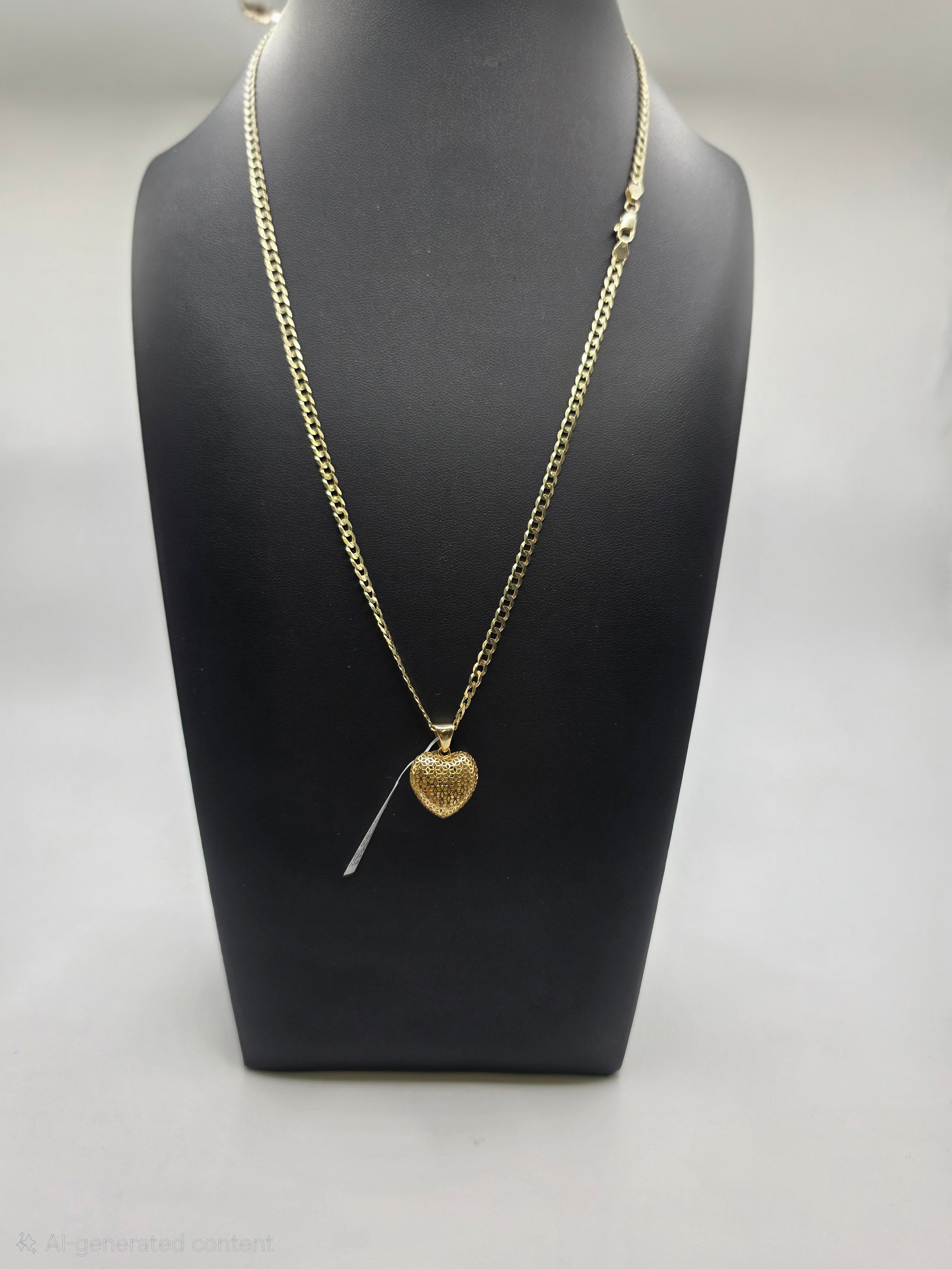 Curve Chain Withe Heart Pendant 10K