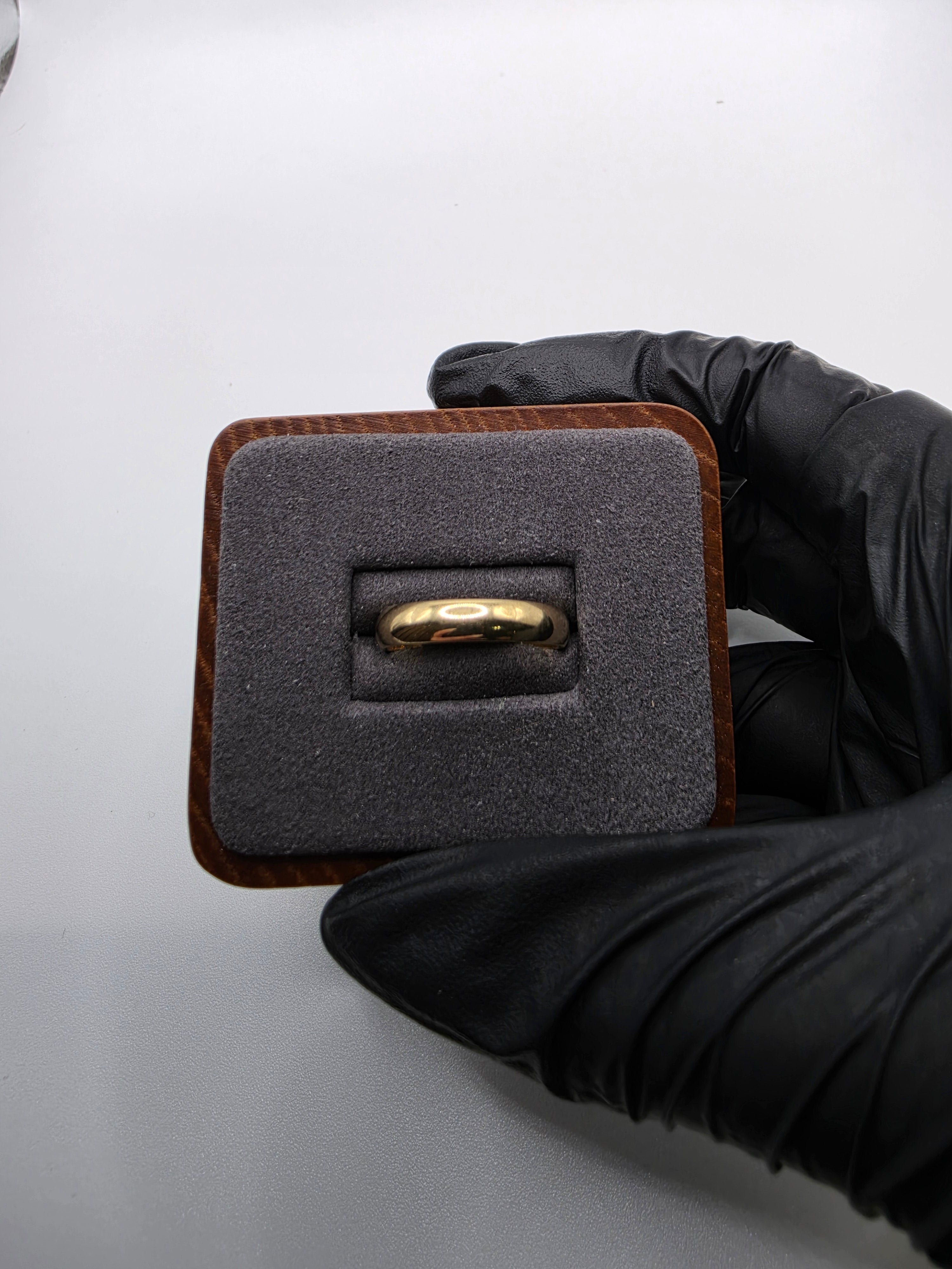 10K Gold Band