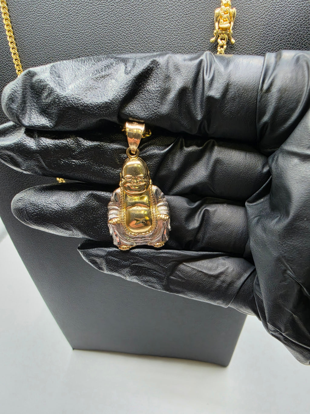 10K Miami Cuban Link with Pendant