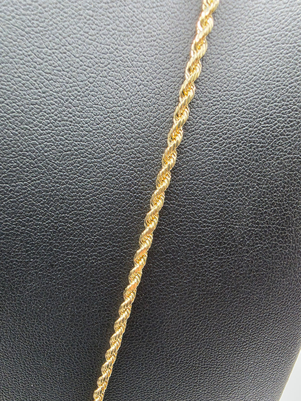 10K Gold Rope chain with Centenary Pendant