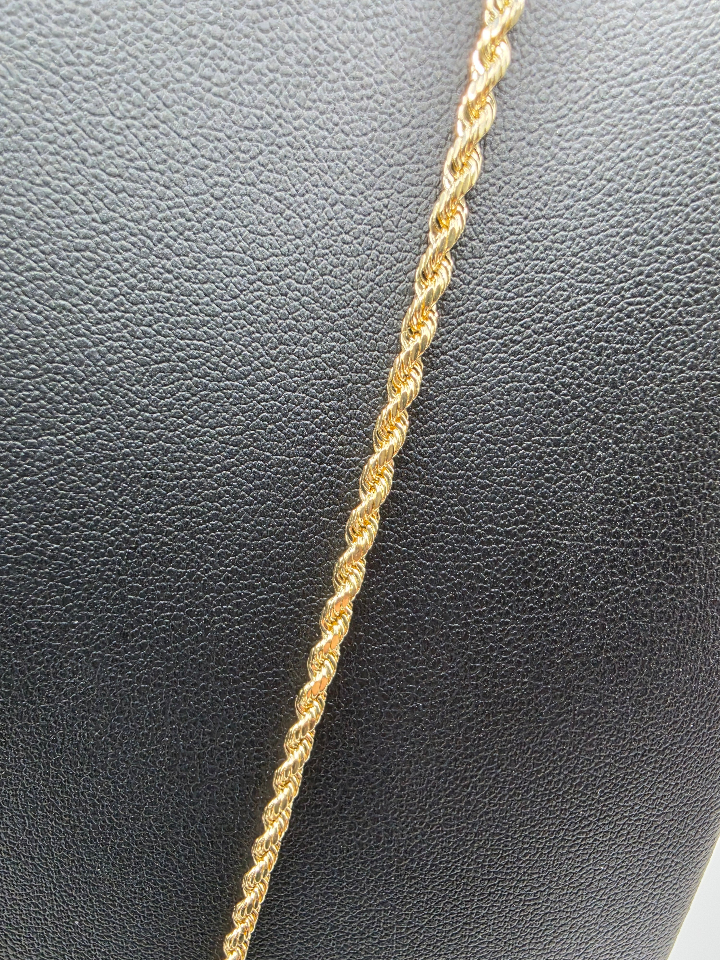 10K Gold Rope chain with Centenary Pendant
