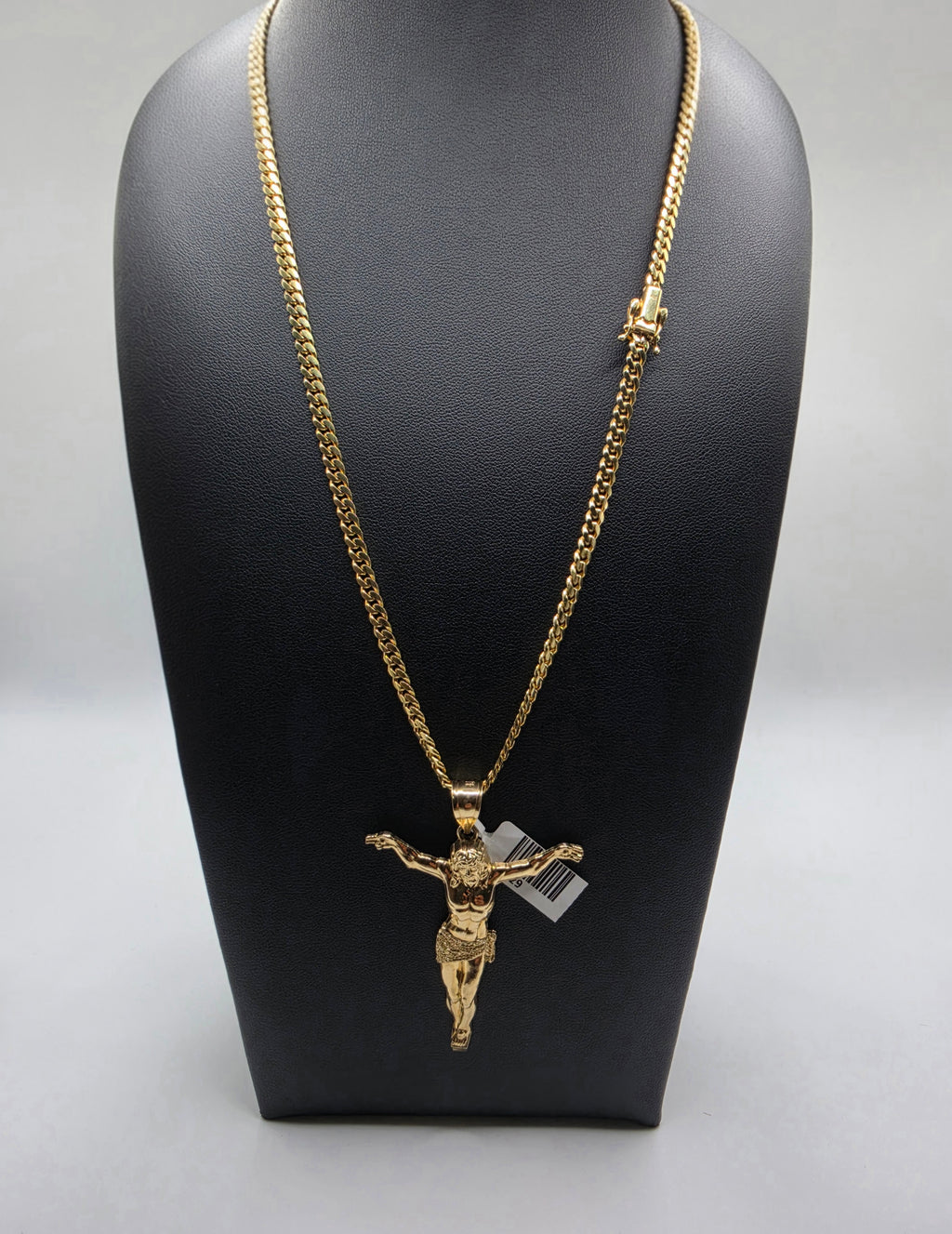 10K Miami Cuban with Jesus Pendant